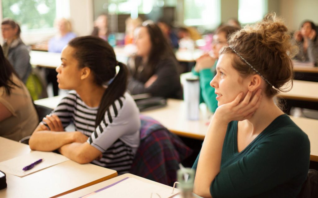 Tuition to score good grades - 7 EFFECTIVE TIPS FROM MENTYOR TO SHAPE UP YOUR CAREER